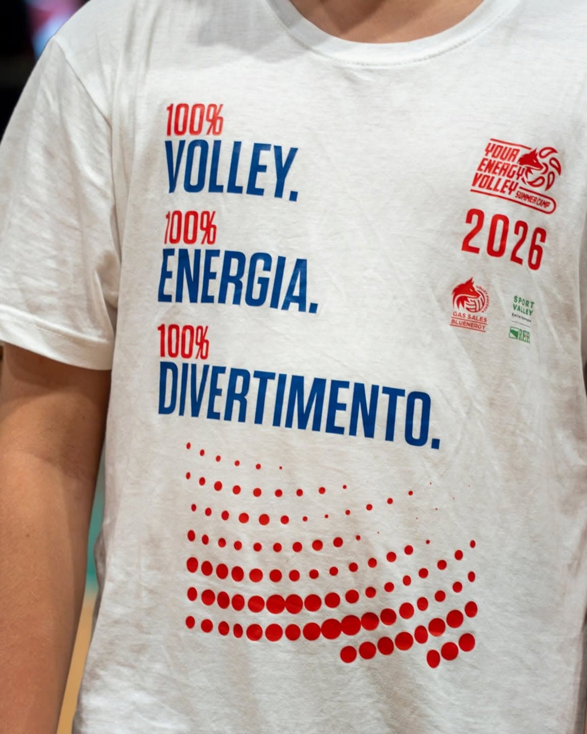 Dettaglio della stampa su una t-shirt del camp
